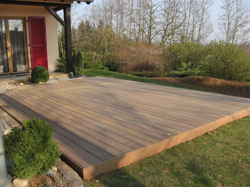 installation de terrasses extérieurs de plain pied en bois en Alsace installation de terrasses extérieurs de plain pied en bois en Alsace